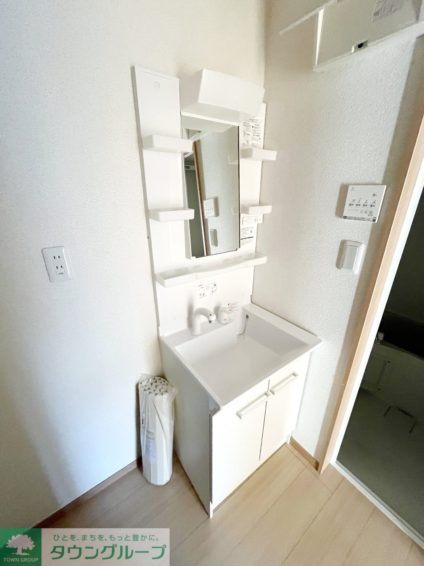 物件内観写真7　(洗面)