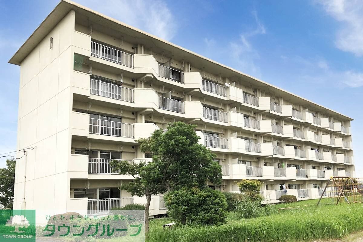 物件外観写真1　(建物外観)