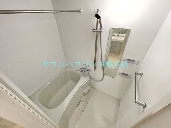 バス／シャワールーム等(別部屋参考画像)