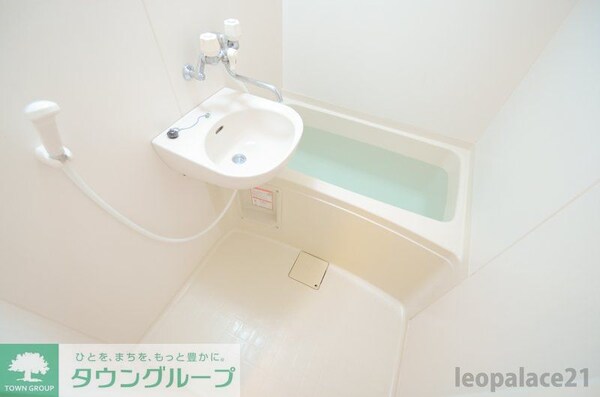 バス／シャワールーム等(同タイプ写真)