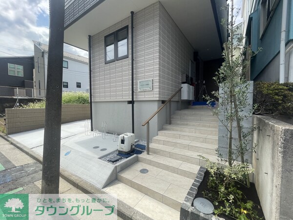 エントランス(庭)