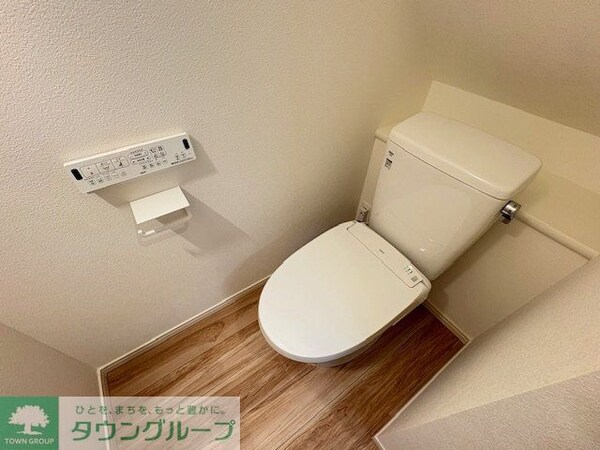 トイレ(自動開閉機能付)