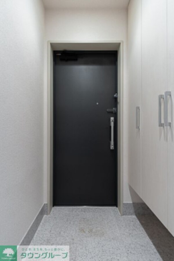 玄関(※写真は同タイプ住戸です。)