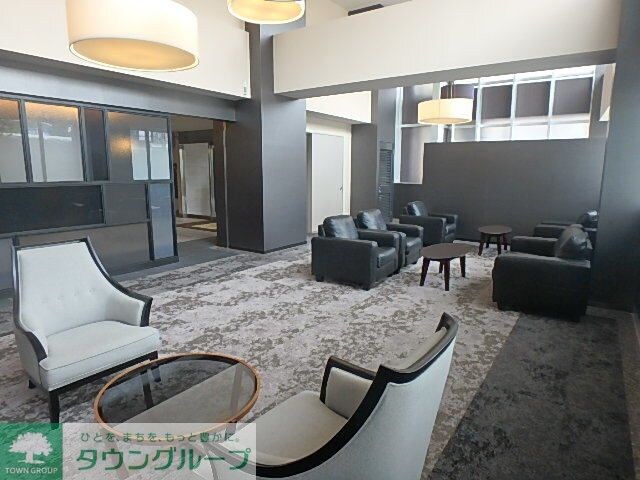 物件内観写真13　(1Ｆロビーです。)