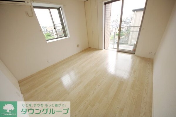 リビング・居室(別部屋参考写真)