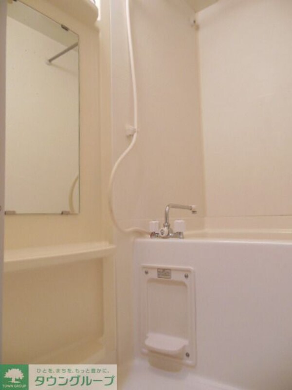 バス／シャワールーム等(浴室乾燥機付きバスルーム)