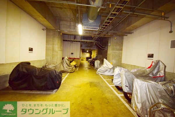 駐車場(駐車場)