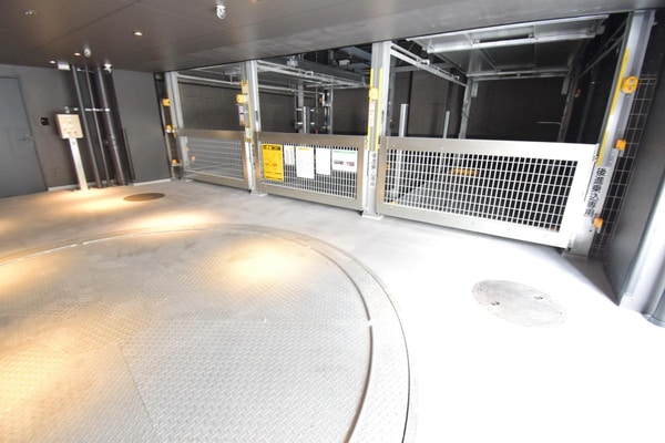 駐車場(駐車場)