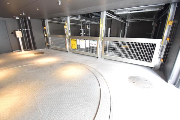 駐車場(駐車場)