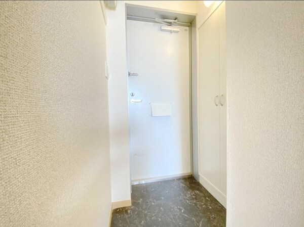 玄関(★★同間取別部屋写真★★)
