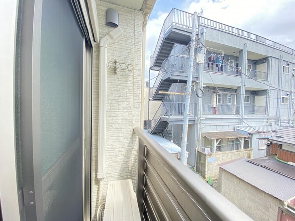 バルコニー(※同会社施工参考写真※)