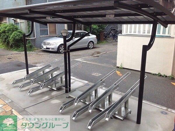 外観(無料駐輪スペース)