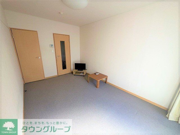 リビング・居室(※同タイプの物件の写真です。)