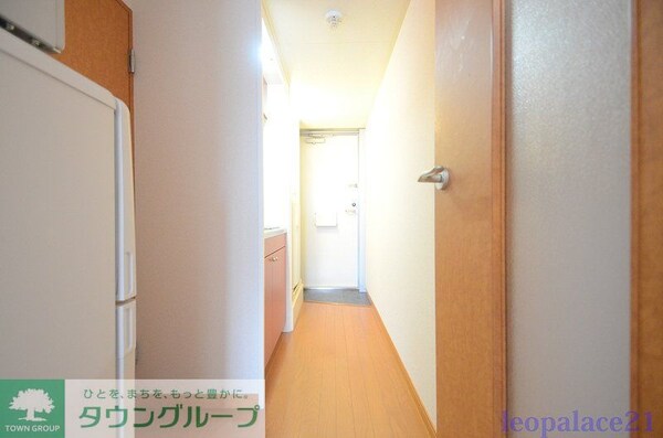 その他(同タイプの部屋の写真です)