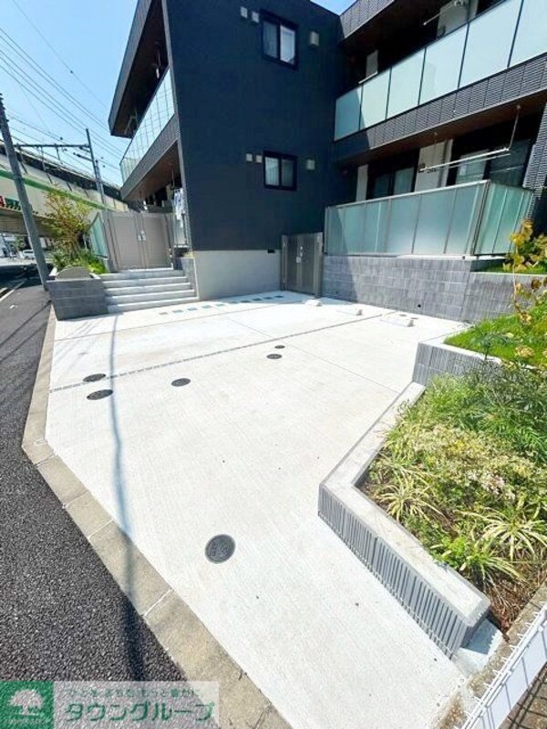 庭(庭)