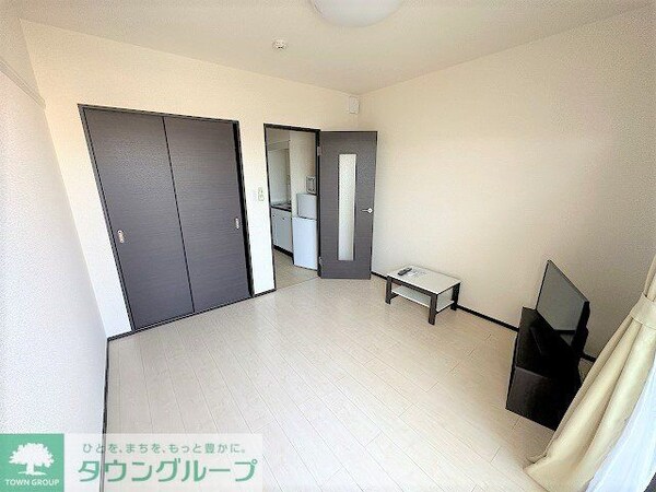 リビング・居室(3階タイプのお部屋です。)