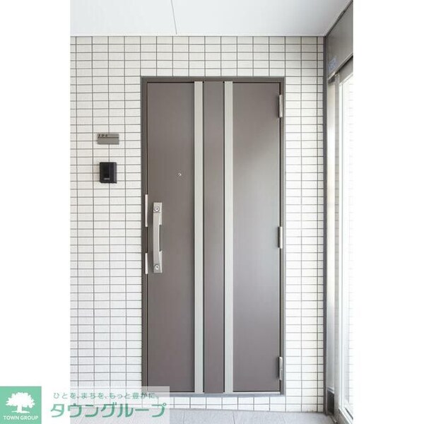 玄関(※同施工会社参考写真)