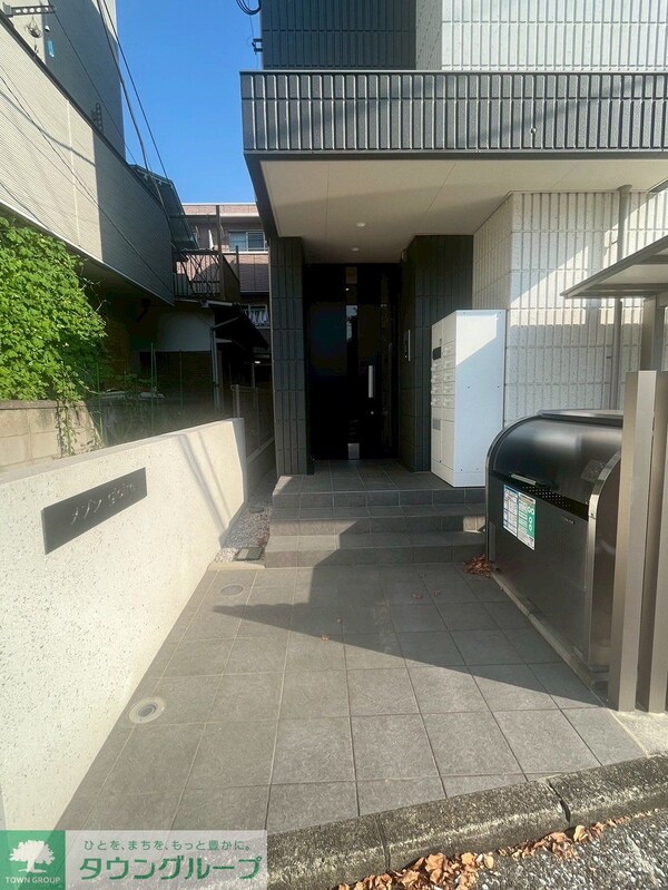 エントランス(エントランス)