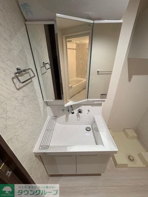 洗面(バス／シャワールーム等)