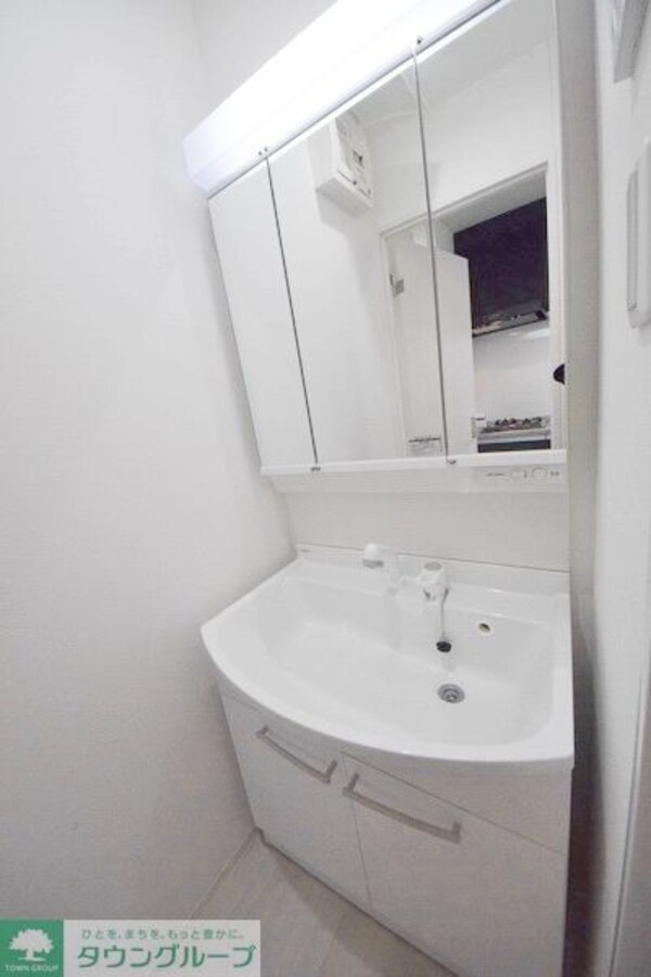 洗面(※同間取り別部屋参考写真)