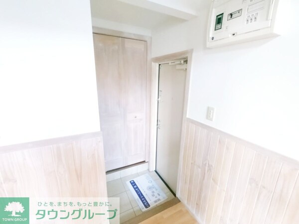 玄関(玄関)