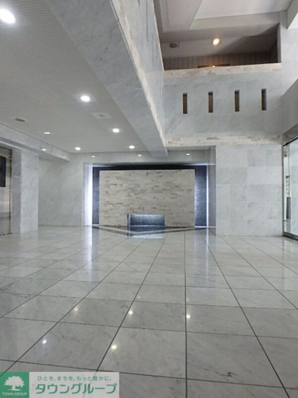 その他(大理石調のエントランス☆)