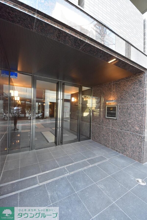 エントランス(★お部屋探しはタウンハウジング上大岡店へ★)