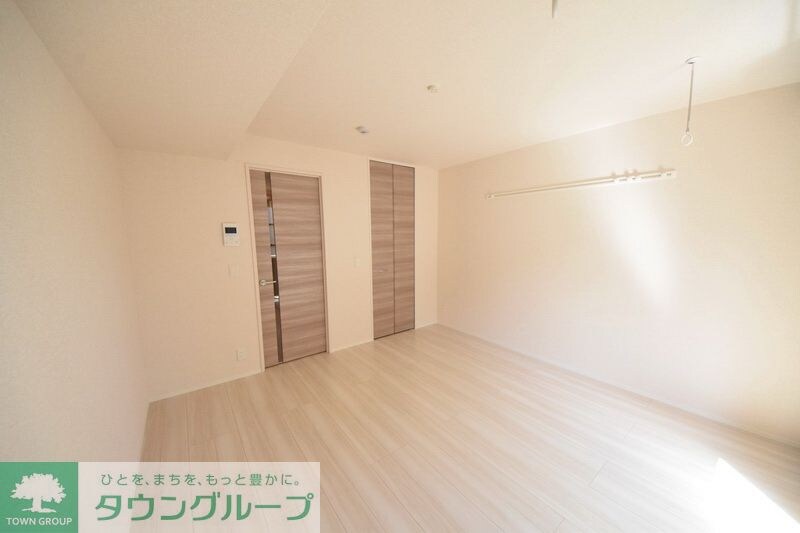 物件内観写真11　(★★リビング/居室★★)