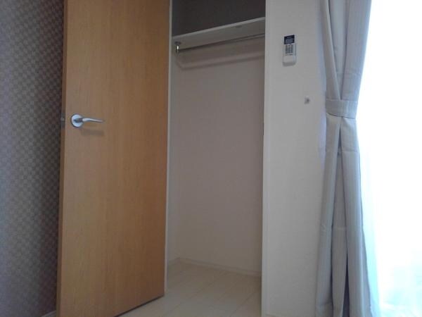 収納(同物件別号室写真)