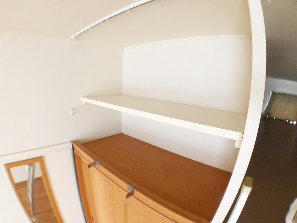 物件内観写真18　(収納)