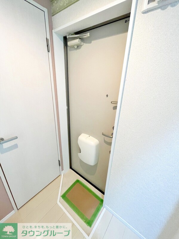 玄関(同施工参考写真)