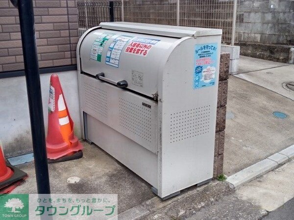 設備(ゴミ置き場です。)