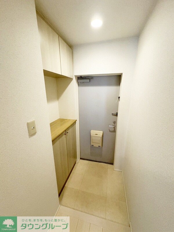 玄関(別号室参考同施工写真)