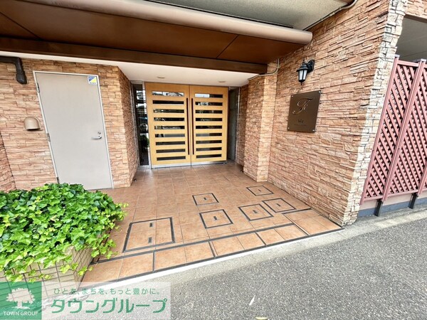 エントランス(エントランス)