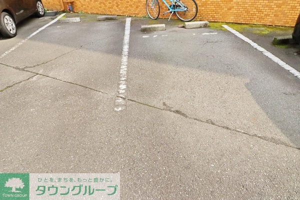 駐車場(駐車場)