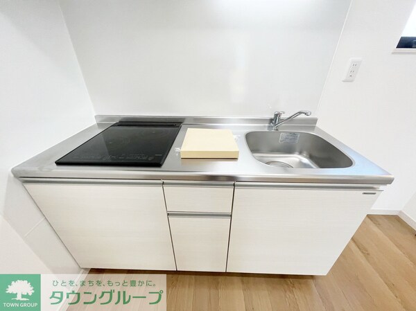 キッチン(同タイプ参考写真)