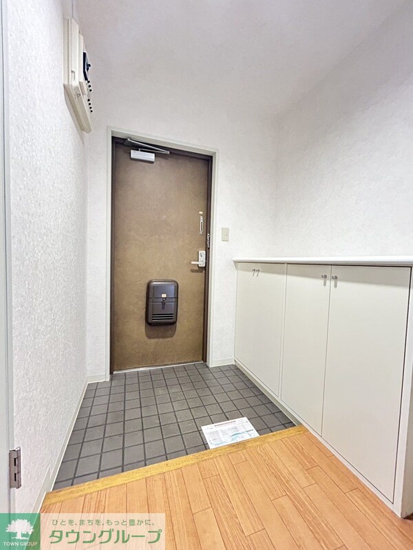 玄関(他号室参考写真)