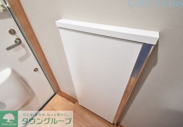 玄関(洗面)