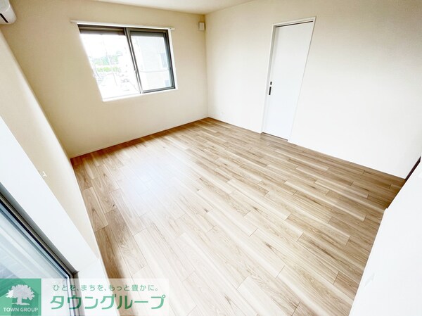 リビング・居室(202号室参考写真)