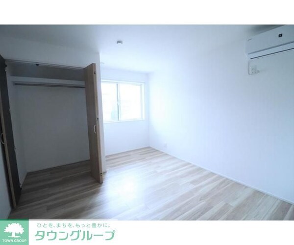 寝室(★同物件別号室参考写真★)
