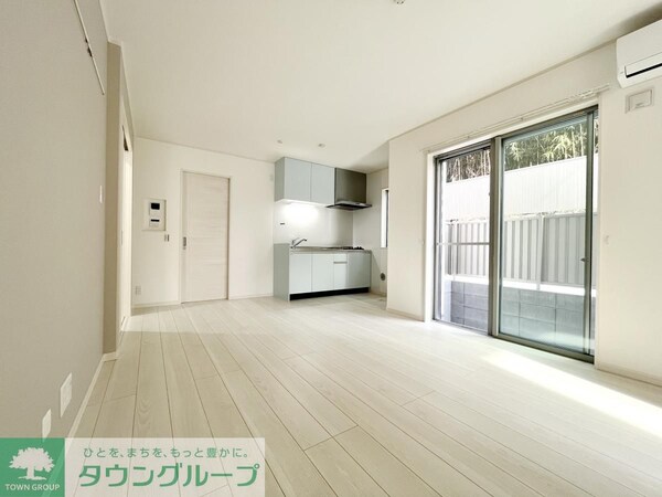 リビング・居室(別号室参考写真)