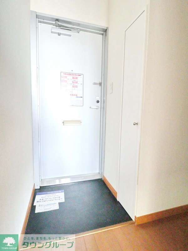 玄関(★オンライン内見対応可能★来店不要★タウンハウジング大和店★)