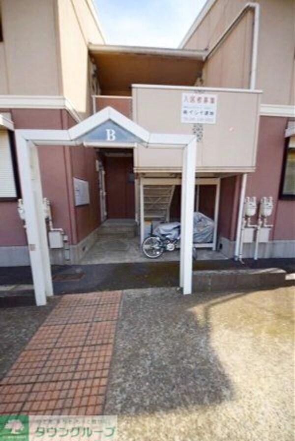 エントランス(★オンライン内見対応可能★来店不要★タウンハウジング大和店★)