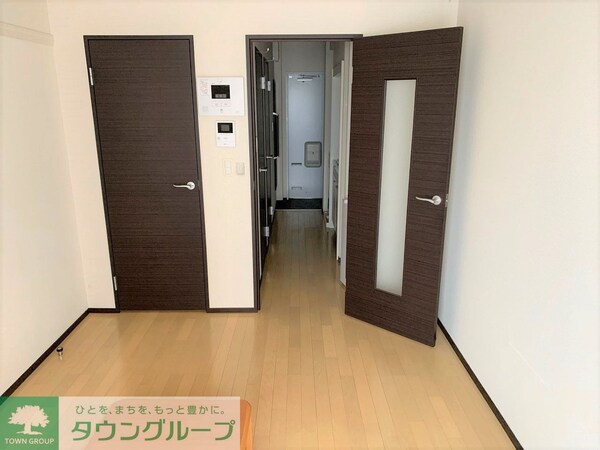 寝室(※同タイプのお部屋の写真です。（1階フローリング）)