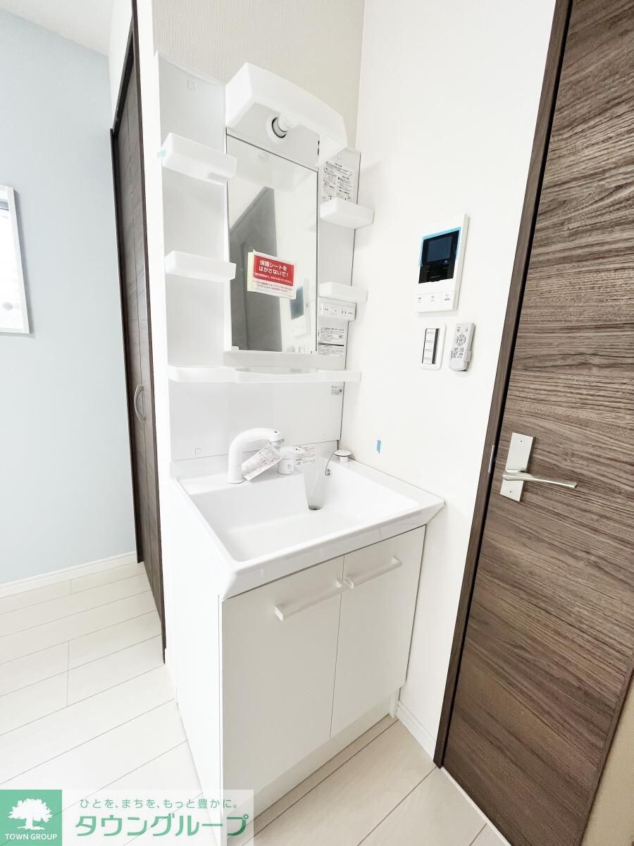 物件内観写真13　(洗面)