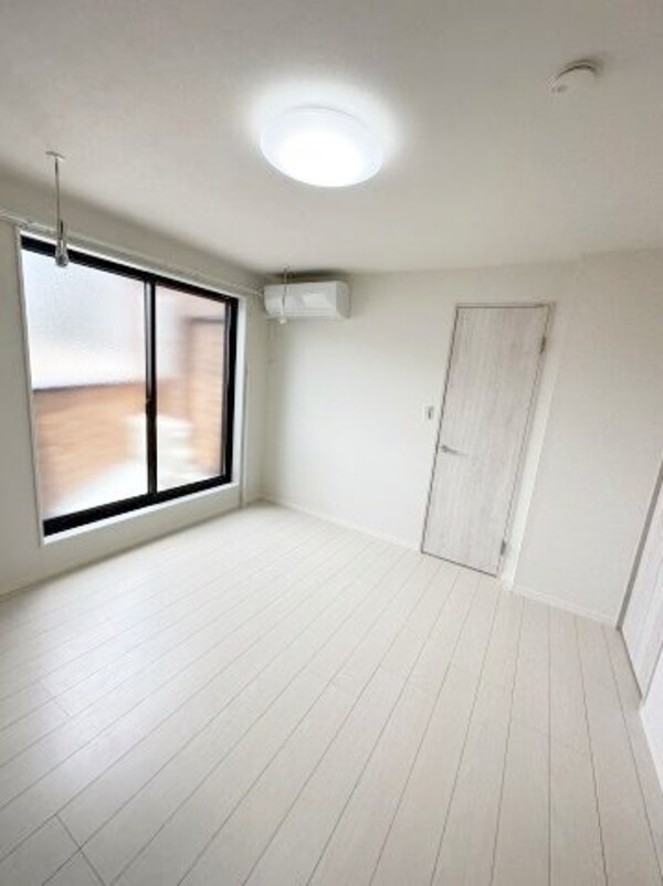 リビング・居室(同施工タイプ)