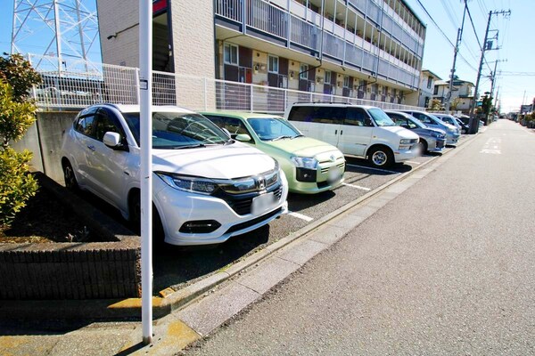 駐車場(駐車場)