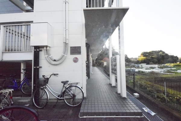 エントランス(エントランス)