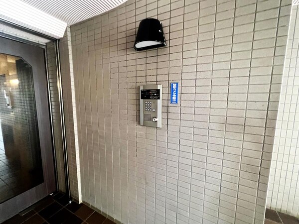 エントランス(エントランス)