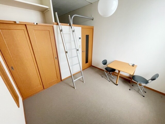 物件内観写真5　(寝室)